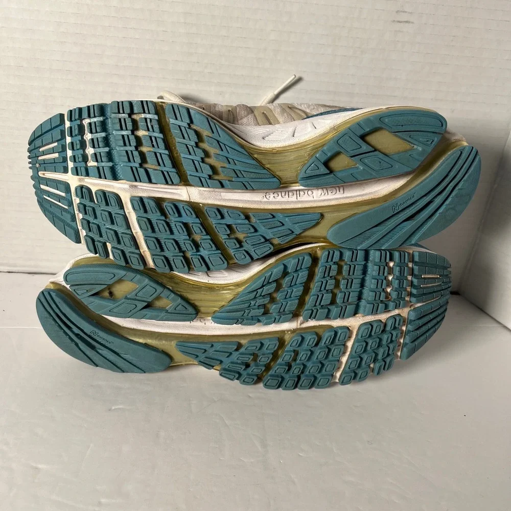 RARE New Balance WR1001BL Womens 8.5‎ B Running Shoes Silver Metallic Blue VTG
